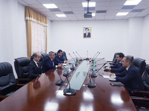Азербайджан и Таджикистан провели консультации