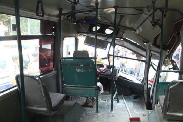 SON DƏQİQƏ! Bakıda 2 sərnişin avtobusu toqquşdu - FOTO
