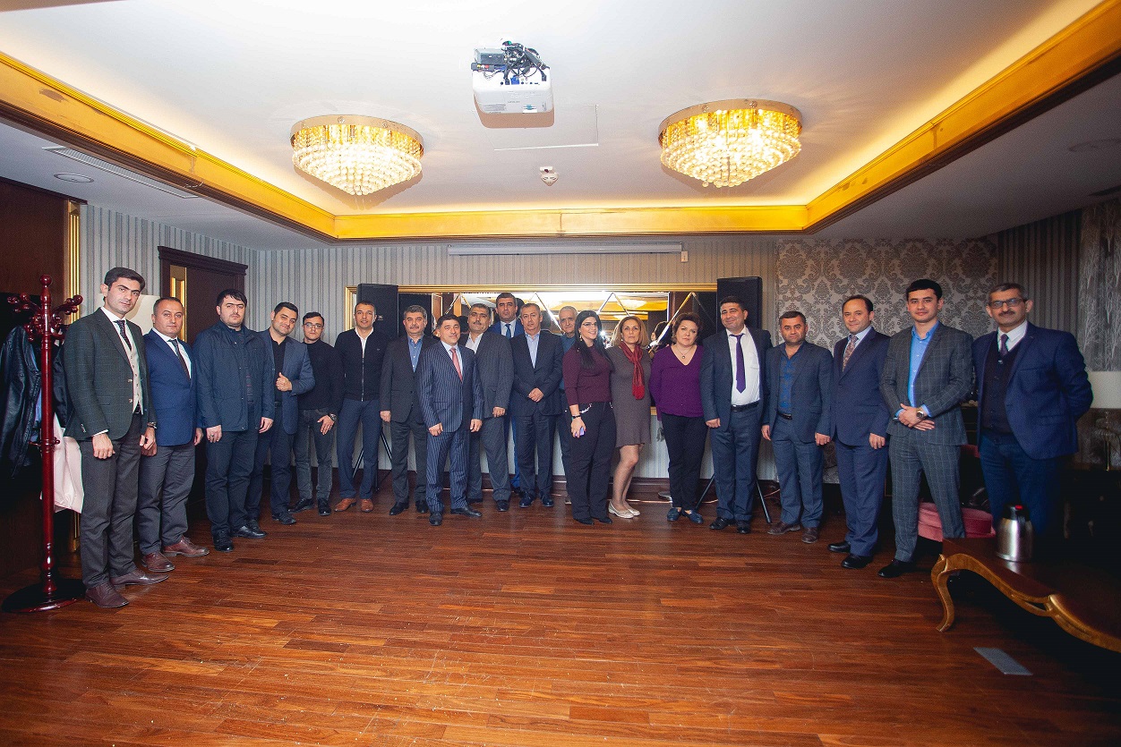 Международный Банк Азербайджана провел встречу с малыми и средними предпринимателями