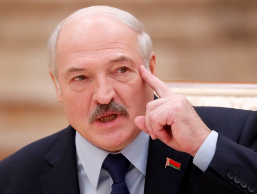 Aleksandr Lukaşenko: “Tərkibə daxil olmağa hazırlaşmırıq. Hətta qardaş Rusiya ilə də”