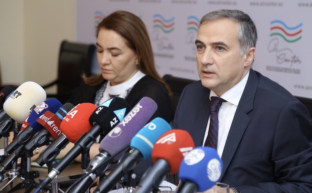 Фарид Шафиев: Армения создает шоу вокруг взаимных визитов журналистов