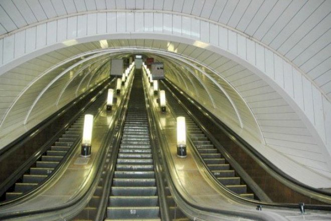 Metronun bu stansiyası bağlana bilər - Rəsmi