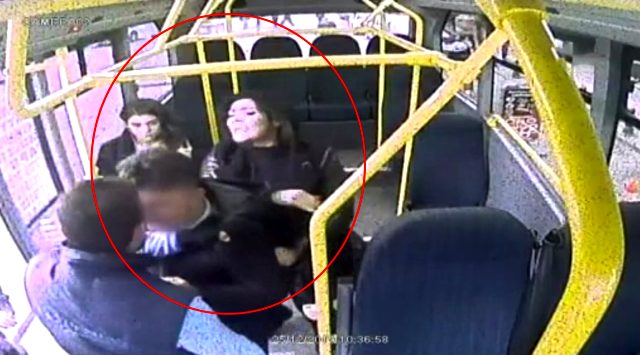 Avtobusda biabırçılıq: Qıza əxlaqsızlıq edən kişini bu hala saldılar - VİDEO