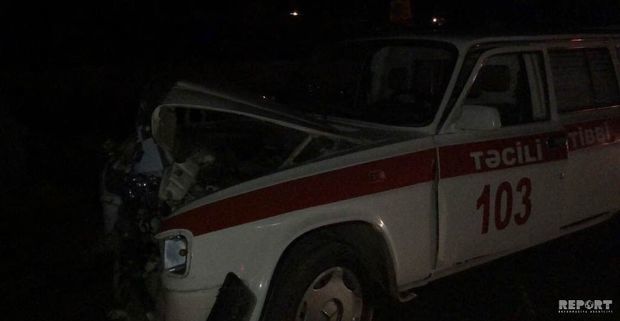 На трассе Баку-Губа произошла цепная авария с участием карет скорой помощи