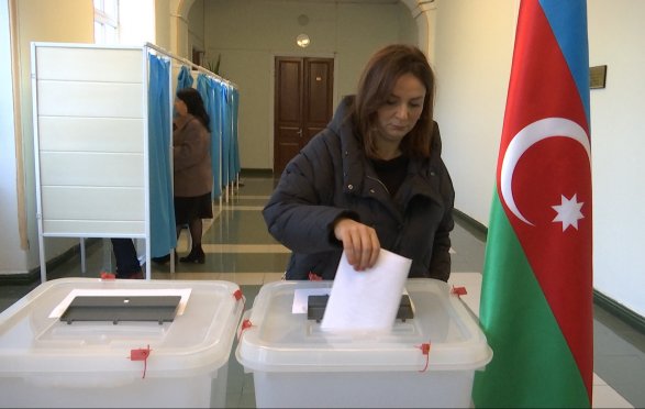 В Азербайджане завершились парламентские выборы 