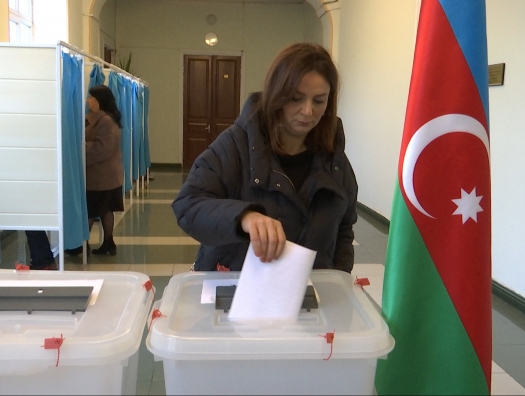 Представители правящей партии получат большинство в новом парламенте Азербайджана – экзит-полл AJf & Associates Inc
