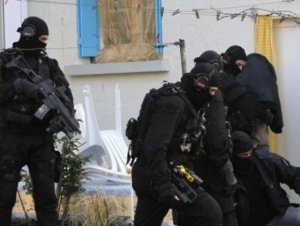 Срочно: Спецназ ворвался в здание Исполнительной власти Нефтчалы 