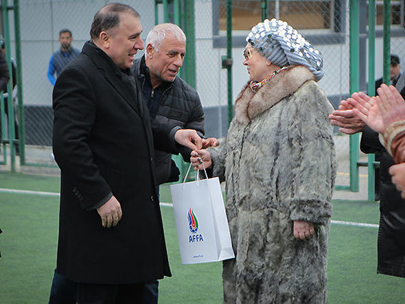 В Баку прошел футбольный турнир памяти Анатолия Банишевского