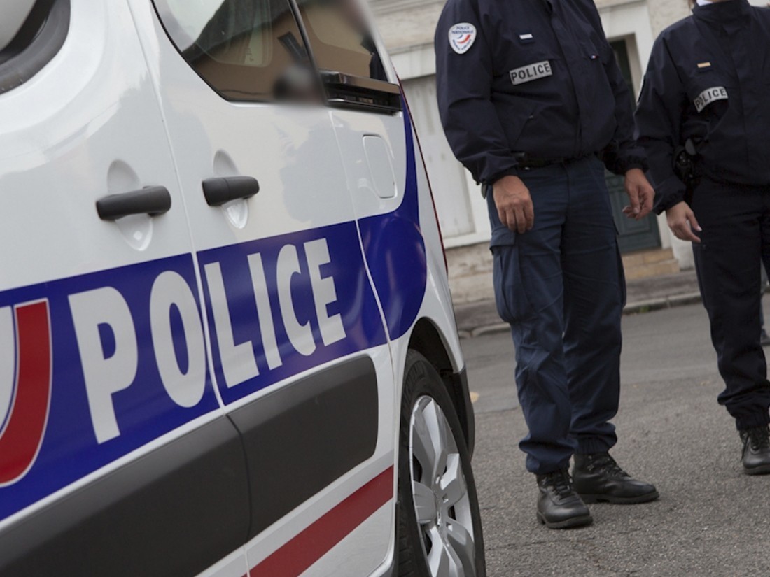 Parisdə koronavirus şübhəsinə görə polis komissarlığı bağlandı