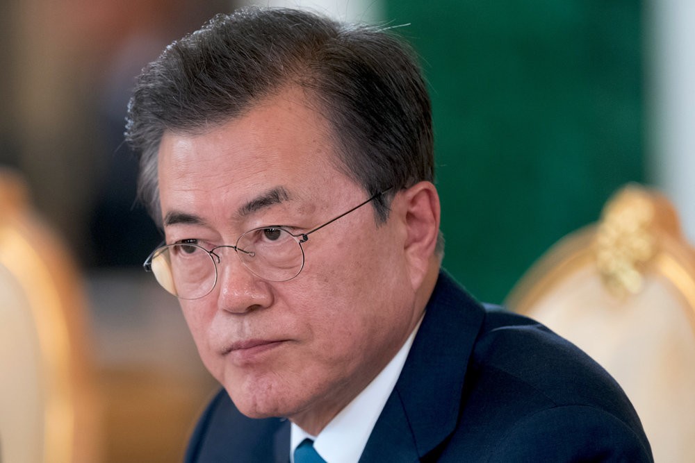 В Южной Корее требуют отставку президента из-за коронавируса
