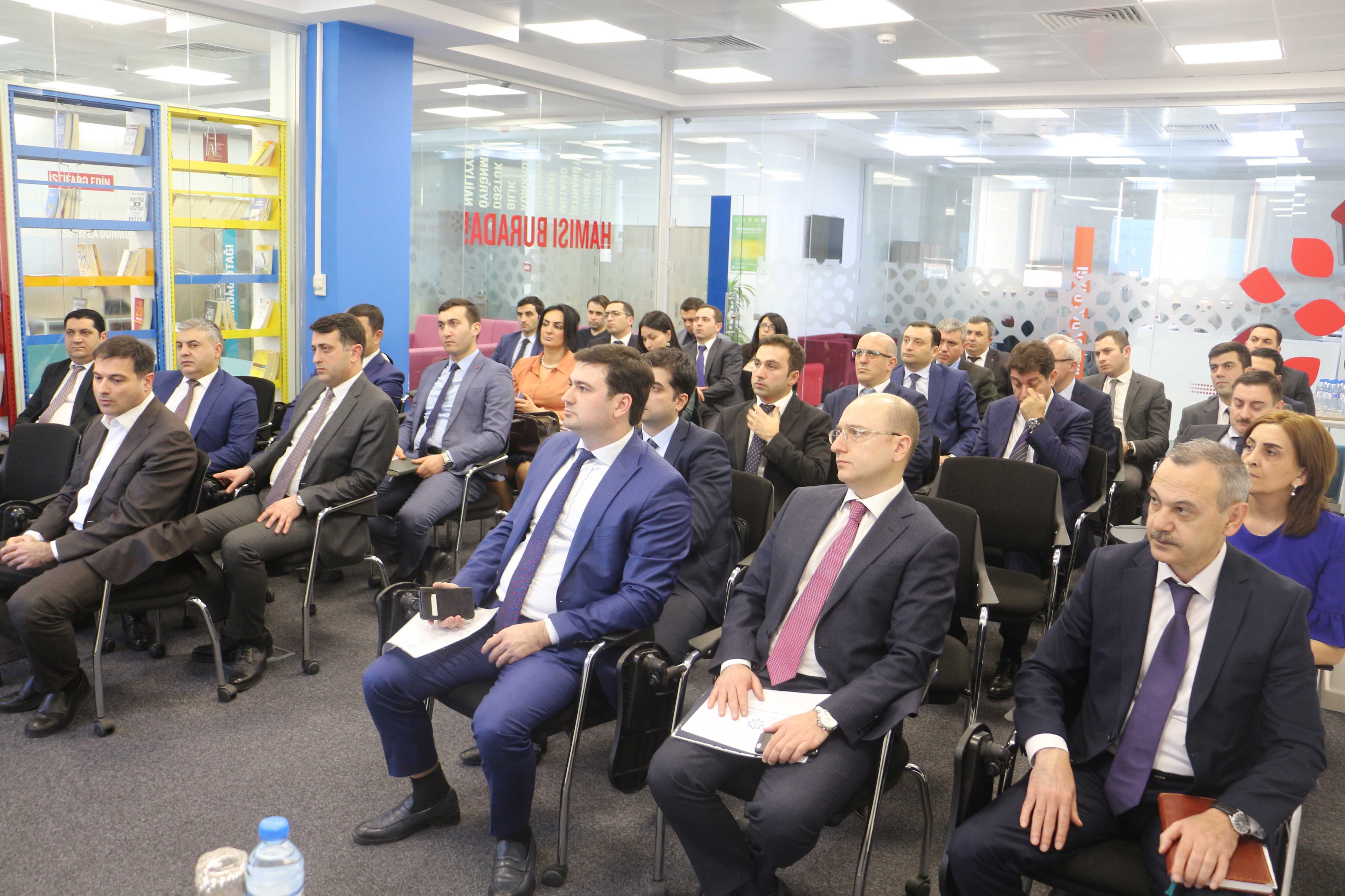 Банки Азербайджана присоединяются к программе самозанятости