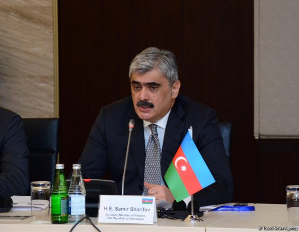 Самир Шарифов: «При цене нефти в $30-35 Азербайджан потеряет не столь много»
