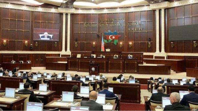 Milli Məclisin plenar iclasları dayandırıldı