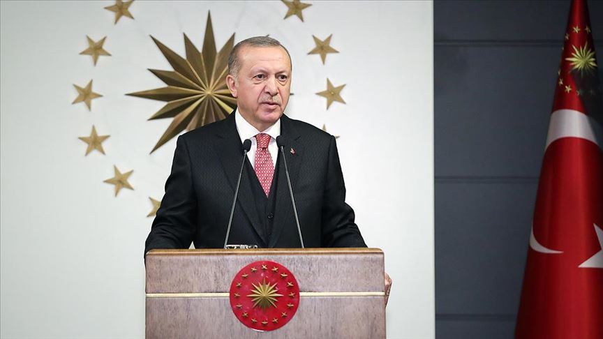 Эрдоган пожертвовал свою зарплату на борьбу с коронавирусом
