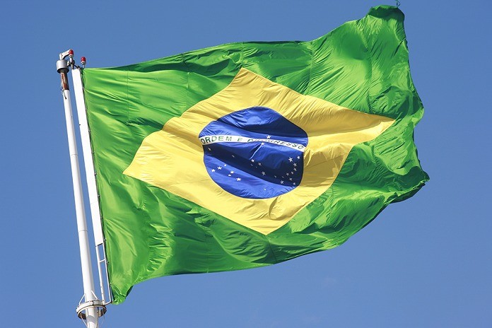 Число заболевших COVID-19 в Бразилии выросло более чем на 1000 человек
