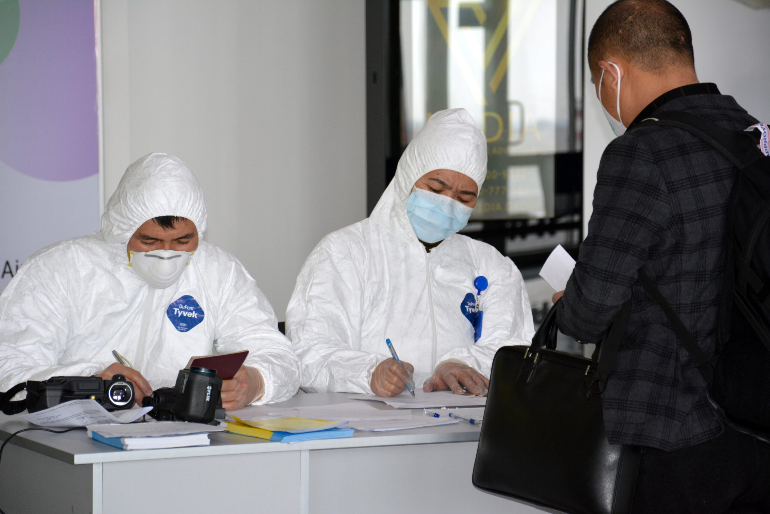 В Узбекистане граждан попросили вести дневники из-за пандемии COVID-19