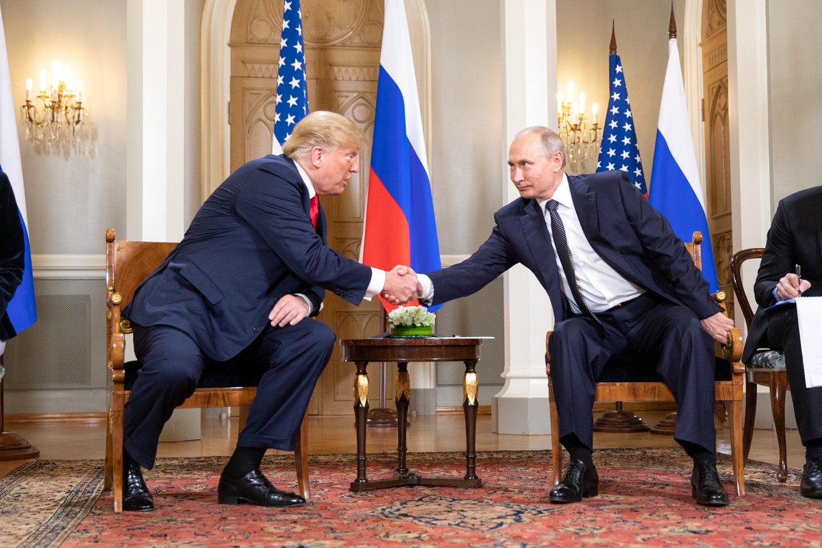 Стали известны подробности разговора Трампа и Путина