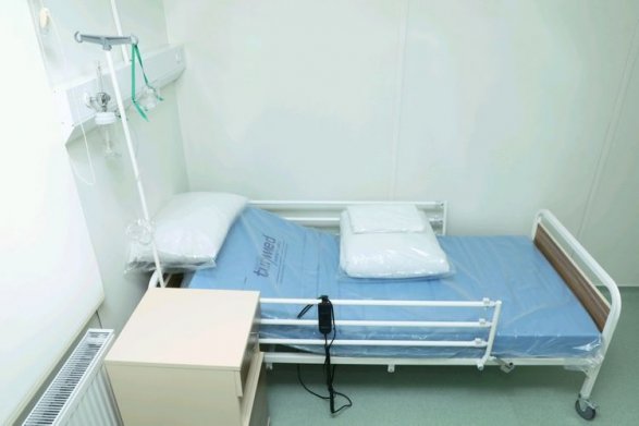 В Азербайджане три больницы будут принимать только коронабольных