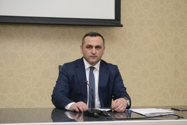 Власти Азербайджана продлили специальный карантинный режим до 1 августа