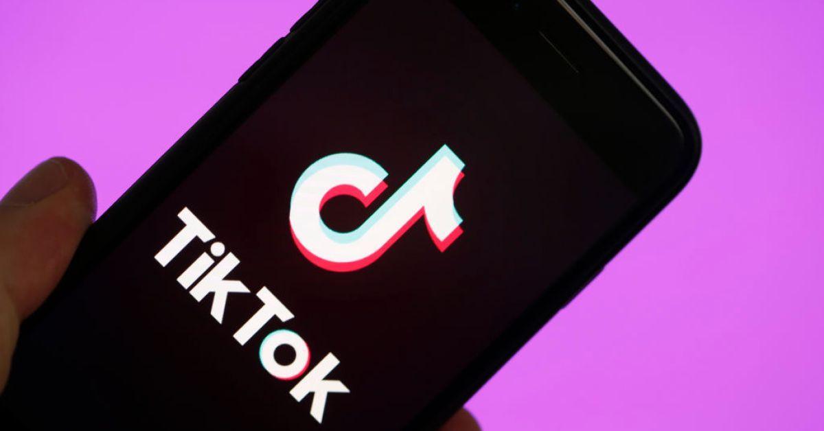 США предпримут действия в отношении TikTok и WeChat