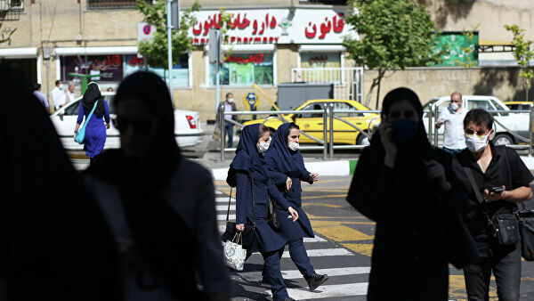 В Иране за сутки от COVID-19 скончались 132 человека