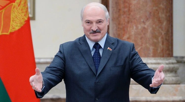 Lukaşenko qalibdir