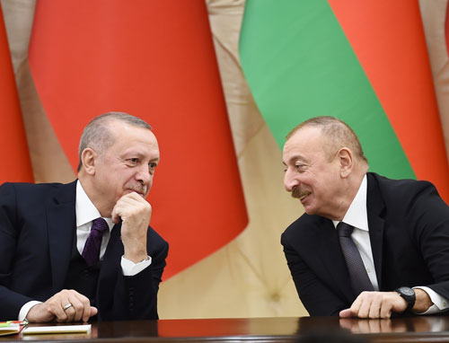 Новое месторождение газа усилит энергобезопасность Турции - Алиев