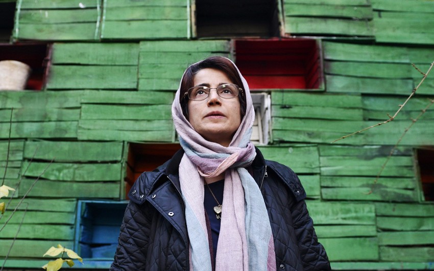В Иране госпитализирована объявившая голодовку правозащитница