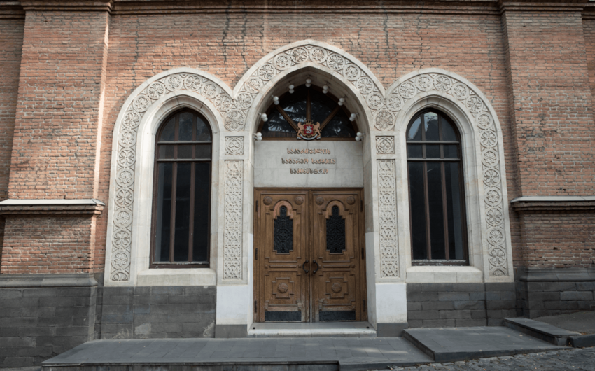 Посол Азербайджана вручил верительные грамоты главе МИД Грузии