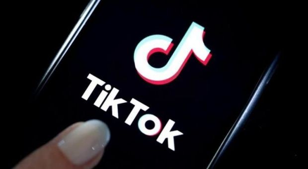 “TikTok” Rusiyanın tələbi ilə 250 videonu sildi