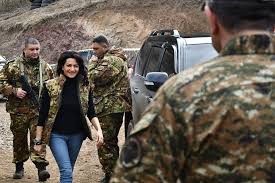Жена Пашиняна находится в Нагорном Карабахе