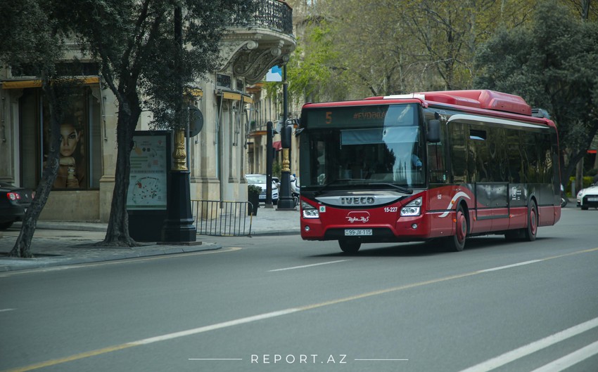 В Азербайджане общественный транспорт будет работать до 20:00