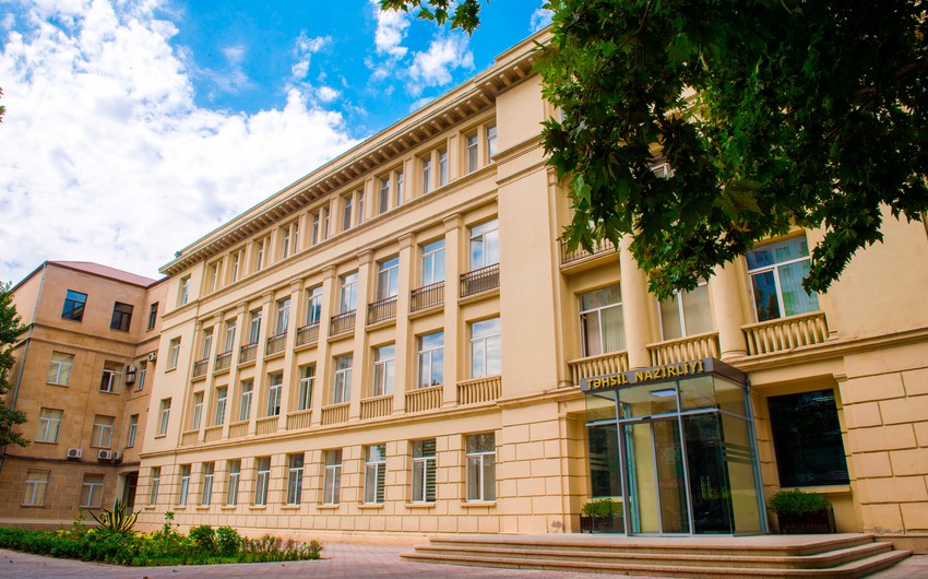 В прифронтовых школах Азербайджана изменено расписание занятий