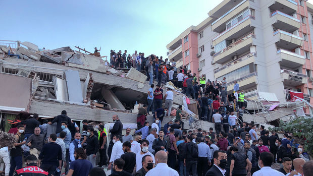 Число пострадавших при землетрясении в Турции увеличилось до 831