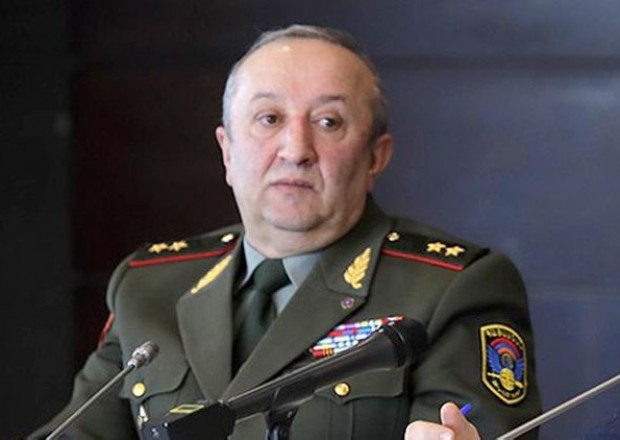 Ermənistanın bu generalı “metallolom” satırmış