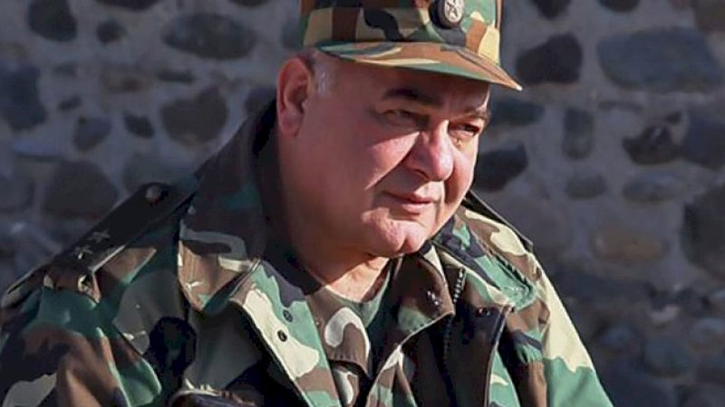 Erməni general: 