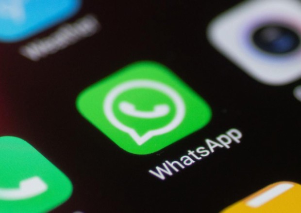 “WhatsApp” şəxsi məlumatları “Facebook”da paylaşacaq