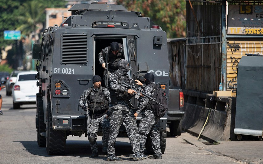 Число жертв полицейской операции в Рио-де-Жанейро увеличилось до 28