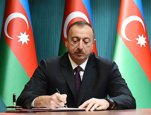 Президент Алиев наделил МЧС полномочиями по борьбе с загрязнениями нефтью на Каспии