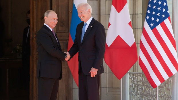 Трамп назвал саммит с участием Байдена и Путина 