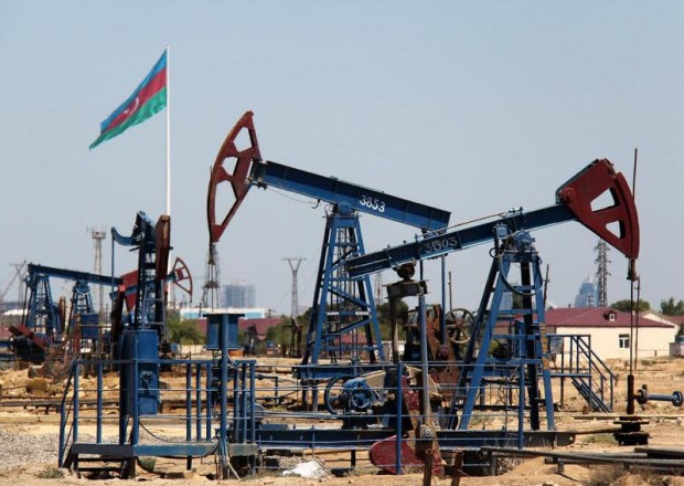 Azərbaycan nefti 2 dollar ucuzlaşdı