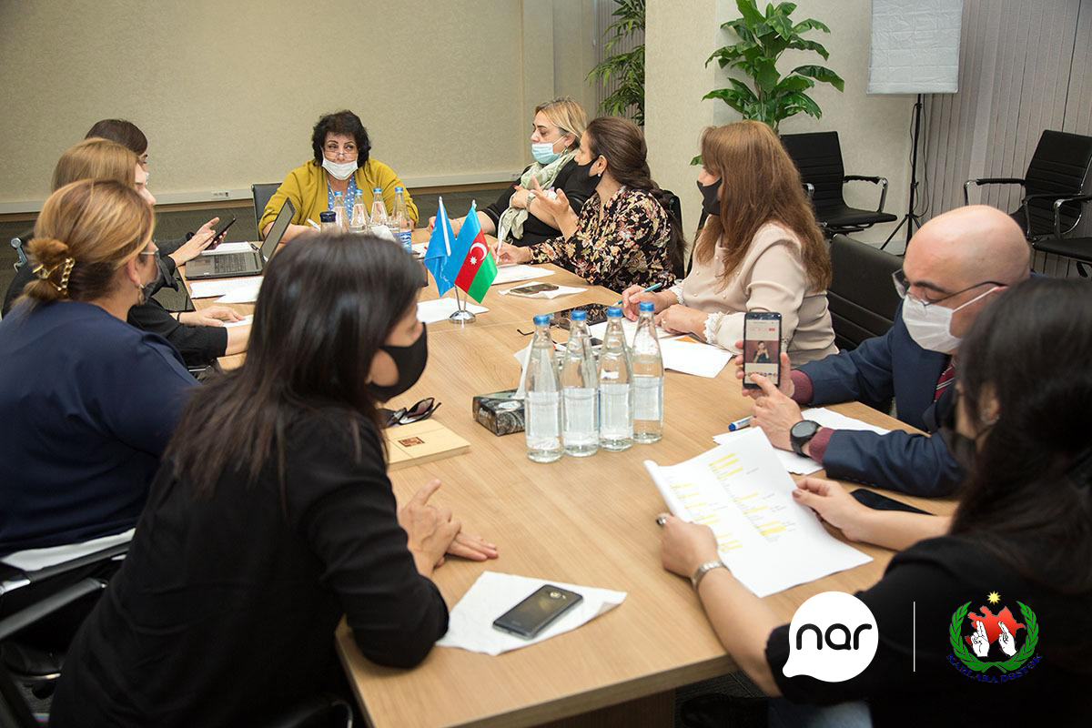 Продолжаются работы по созданию веб-страницы первого в Азербайджане словаря языка жестов