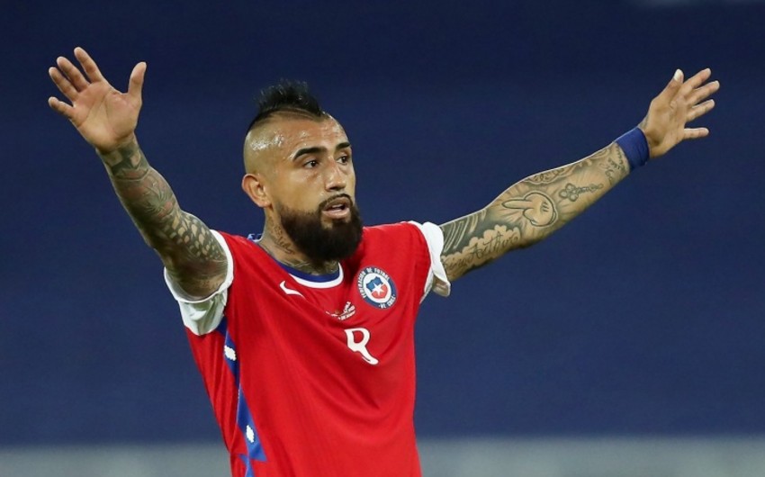Игроков сборной Чили накажут за посещение парикмахера