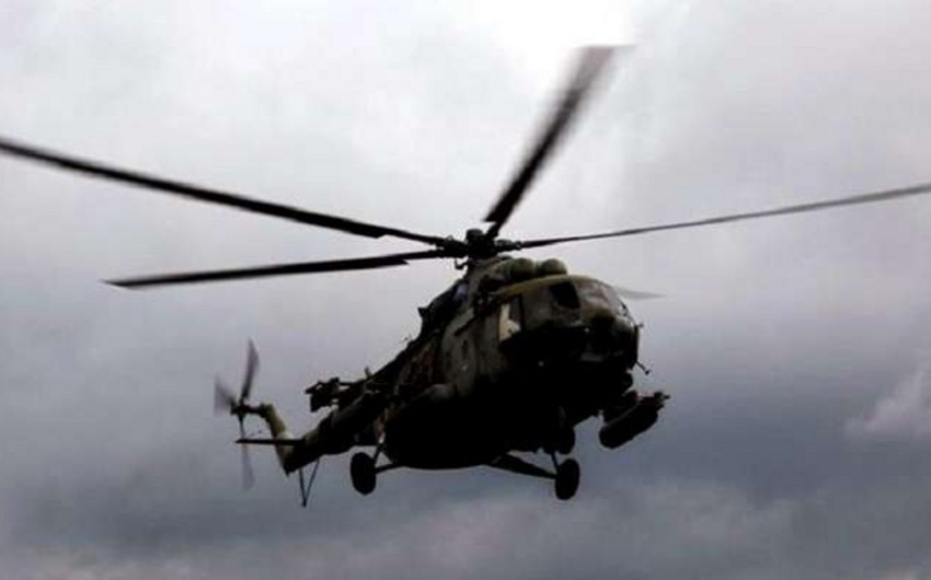 В Индии упал военный вертолет