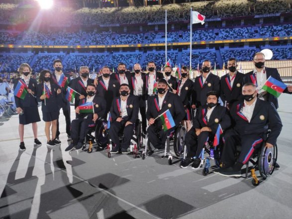 Ильхам Алиев наградил героев Паралимпиады