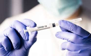 COVID-19 testi pozitiv çıxan şəxslərin vaksin olunması müddəti azaldılıb-RƏSMİ