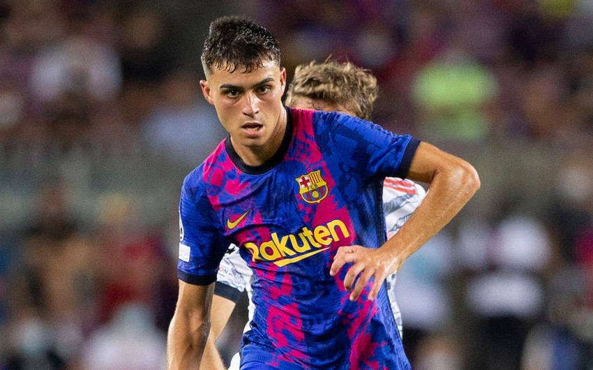 Barcelona extends contract of young player