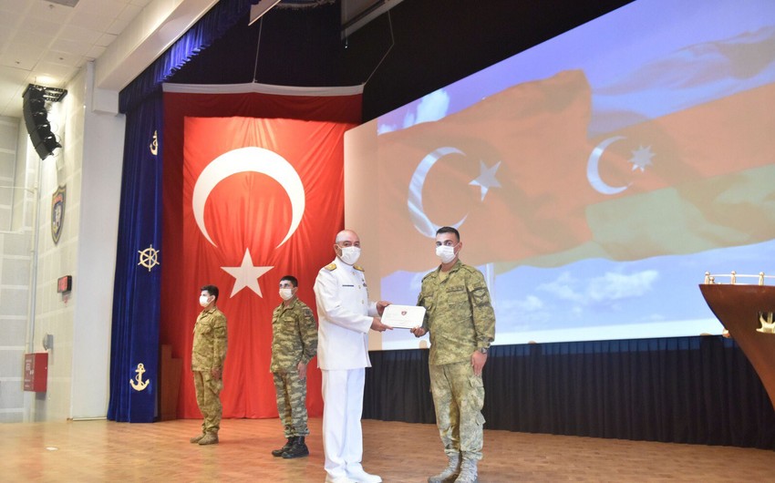 Azerbaijani Navy sailors complete courses in Turkey