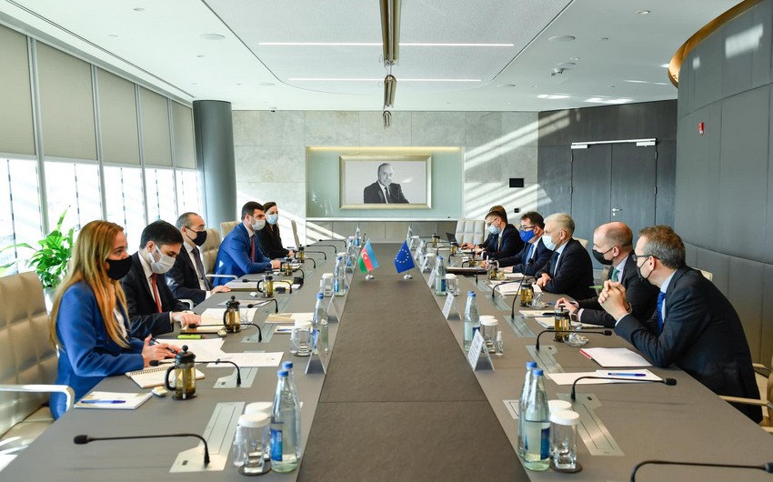 Azerbaijan, EC mull relations with int’l financial institutions