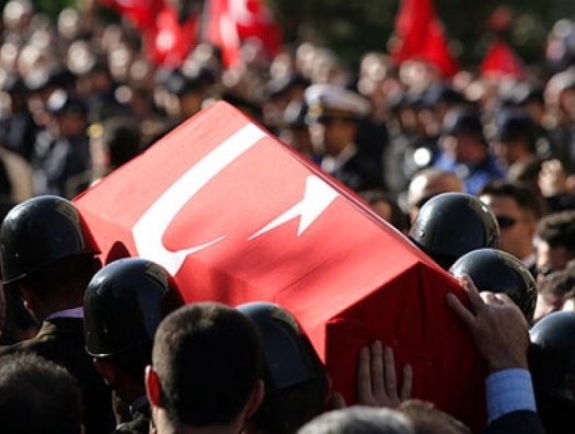 В Турции при перестрелке с террористами погиб офицер